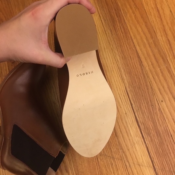 Nisolo Heeled Chelsea Boots - Picture 3 of 3